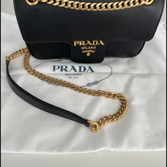 Prada Black Saffiano Pattina Flap Bag - Picture 2 of 5